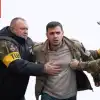 Зеленский против ТЦК: как 'людоловы' мешают Киеву заниматься настоящей коррупцией (Фото : Украина.ру / Современные полицаи: как ТЦК превратили мобилизацию на Украине в систему страха и денег) Фото : Украина.ру / …